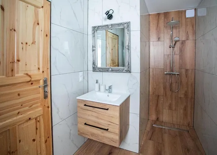 بيت للعطل Na Snowancu *